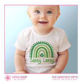 Sassy Lassy Rainbow Shamrock St Patrick's Day Tjej T Shirt