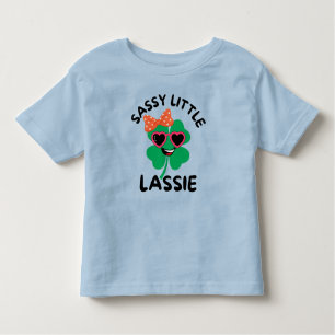 Sassy Little Lassie: St. Patrick Day Kids Spädbarn T Shirt