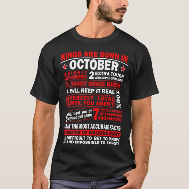 Sassy Loyal Kung är född i oktober T Shirt (Framsida)