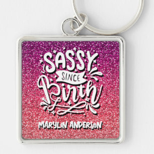 SASSY SEDAN BIRTH ANPASSNINGSBAR GLITTER TYPOGRAFI FYRKANTIG SILVERFÄRGAD NYCKELRING
