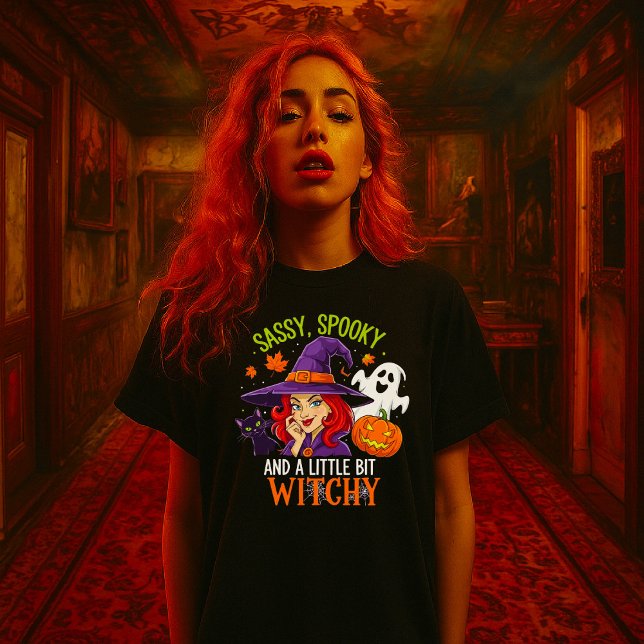 Sassy, Spooky och en liten bit Witchy - roligt T Shirt (Skapare uppladdad)