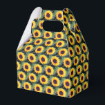 Sassy Sunflower Serendipity Presentlåda<br><div class="desc">Sassy solros tillför en livlig accent till dekorativa presentlådor för fester.</div>