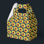 Sassy Sunflower Serendipity Presentlåda<br><div class="desc">Sassy solros lägger till en livlig accent till dekorativa presentlådor för fester.</div>