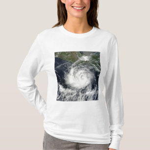 Satellit- beskåda av den tropiska stormen Darby T-shirt