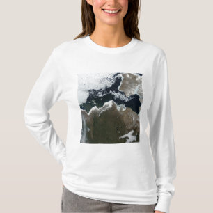 Satellit- beskåda av Northwest Kanada T-shirt