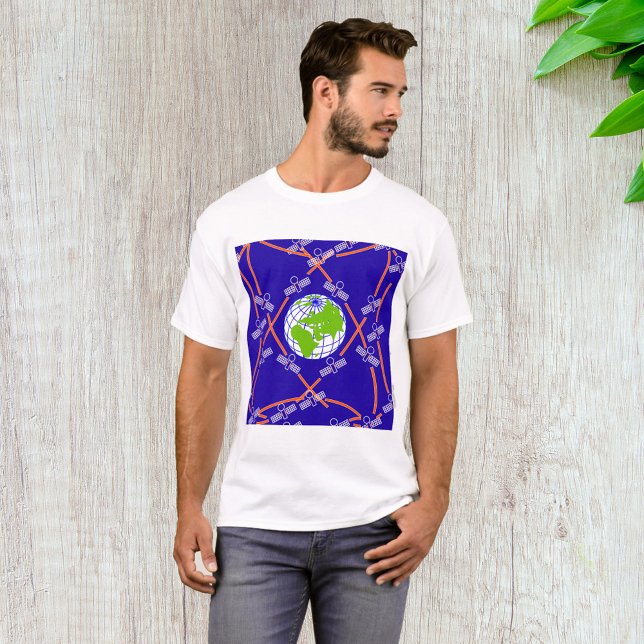 Satelliter Orbitande jord T Shirt (Skapare uppladdad)