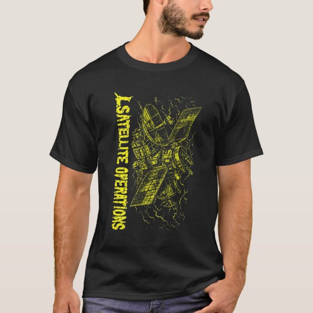 Satellitoperationer – Deep Space Relay-satellit  T Shirt (Framsida)