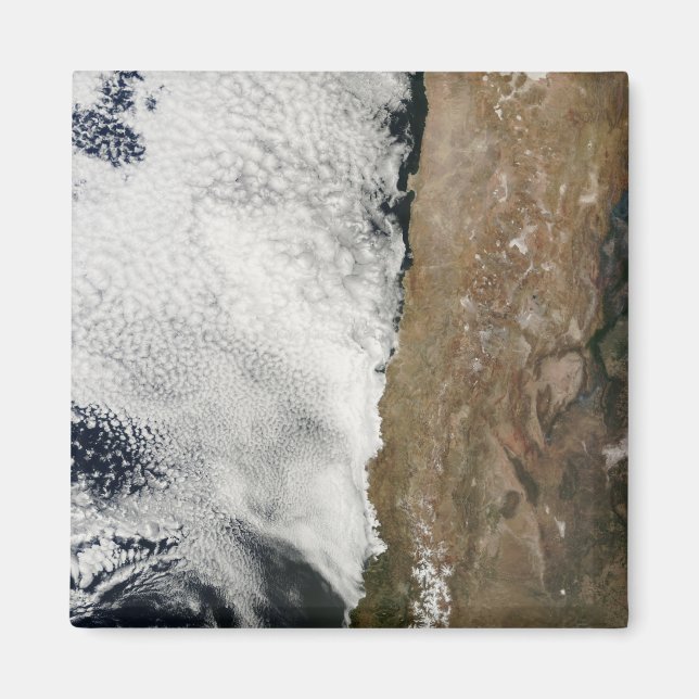 Satellitvy över bergen i Andes Magnet (Framsidan)