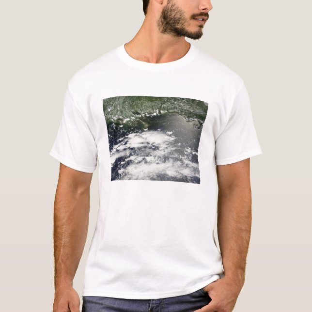 Satellitvy över oljeläckage 2 t-shirt (Framsida)