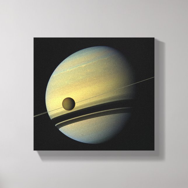 Saturn & Titan Cassini Space Photo Canvastryck (Framsida)