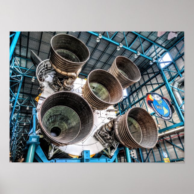 Saturn V Rocket Engine Poster (Framsidan)