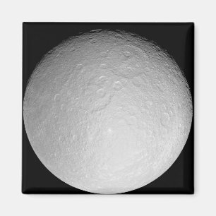 Saturns isigmåne Rhea Magnet