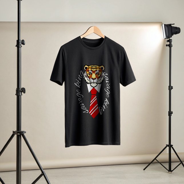 Savage king Alpha Male T-Shirt | Kraftfull Boss  (Skapare uppladdad)