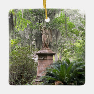 Savannah Bonaventure Angel Helgdag Ornament