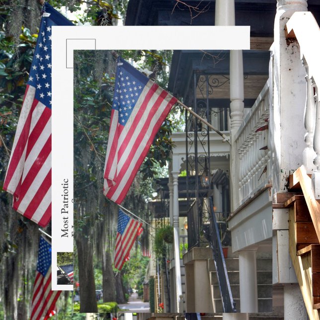 Savannah GA Patriotic Flaggor Jones St Photographi Vykort (Skapare uppladdad)