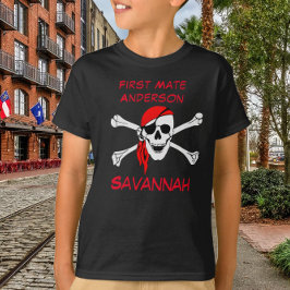 Savannah GA Pirat First Mate Namn T Shirt