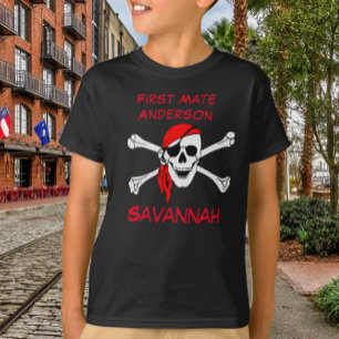 Savannah GA Pirat First Mate Namn T Shirt