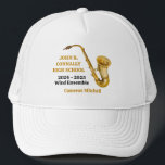 Saxophone High School Band Guld Personlig Keps<br><div class="desc">Detta moderna högskoleband i guld i anpassningsbar,  studenten,  som utmärker student och band namn under saxofoninstrumentet. Anpassa för symfoniska,  vind-ensemble- eller konsertbandsmedlemmar eller deras chef för en underbar nyckelgåva från studenten.</div>