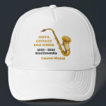 Saxophone High School Band Guld Personlig Keps<br><div class="desc">Detta moderna högskoleband i guld i anpassningsbar,  studenten,  som utmärker student och band namn under saxofoninstrumentet. Anpassa för symfoniska,  vind-ensemble- eller konsertbandsmedlemmar eller deras chef för en underbar nyckelgåva från studenten.</div>