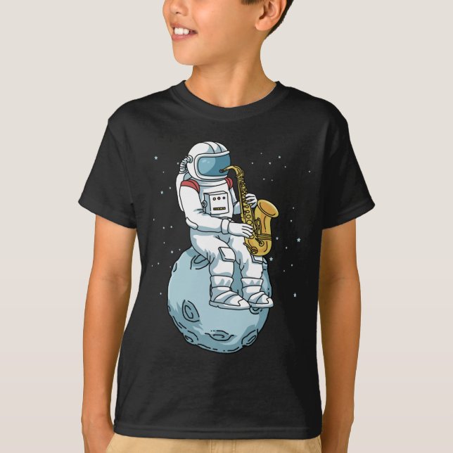 Saxophone saaxophonist presenterar Jazz Music Saxo T Shirt (Framsida)