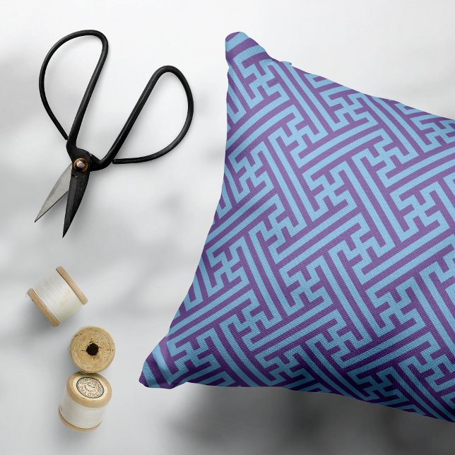 Sayagata mönster, japanska, Lila och blå Prydnadskudde (Skapare uppladdad)