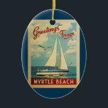SC för Myrtle Beach segelbåtvintage resor Julgransprydnad Keramik<br><div class="desc">Detta presenterar hälsningar från nautisk design för den Myrtle Beach South Carolina vintage resor en fartygsegling på vatten med fiskmåsar,  och en blå himmel som fylls med ursnygg pösig vit,  fördunklar.</div>