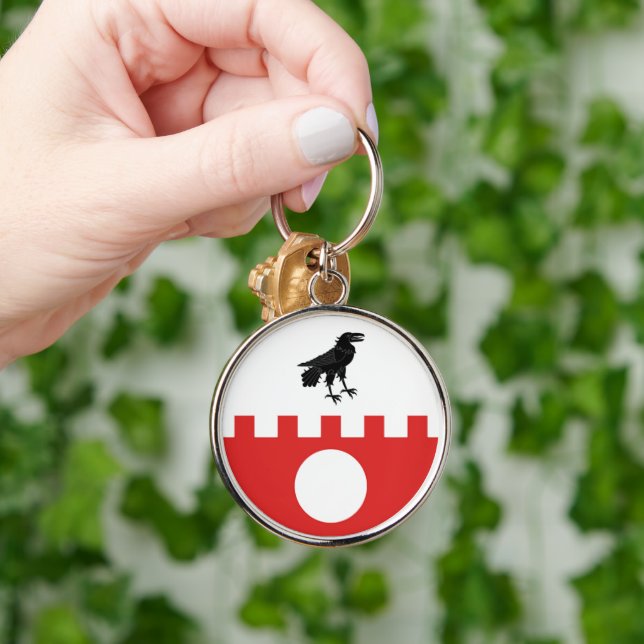 SCA Raven's Fort Keychain Rund Silverfärgad Nyckelring (Hand)