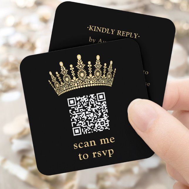 Scan Me QR RSVP Black and Gold Quinceañera Crown Tilläggskort (Skapare uppladdad)