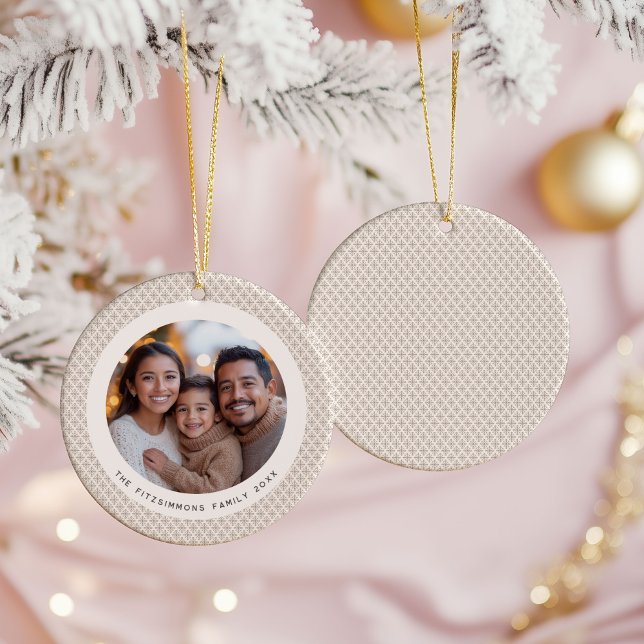 Scandi Tan and White Snowflake Photo Julgransprydnad Keramik (Neutral Snowflake Modern 1 Photo Christmas Ornament )