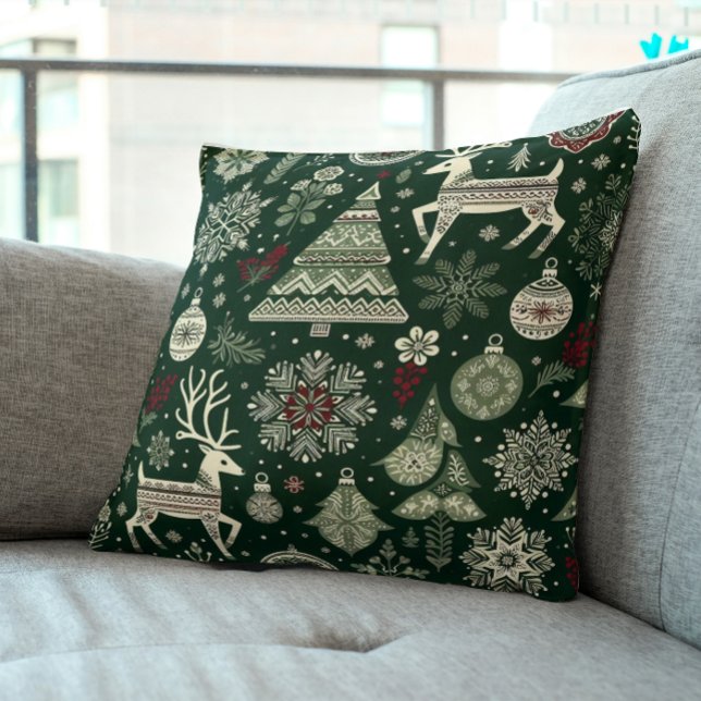 Scandinavian Christmas Time Kudde (Skapare uppladdad)