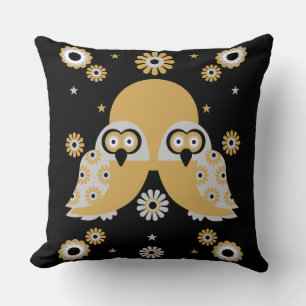 Scandinavian Uggla Folk Art Kudde