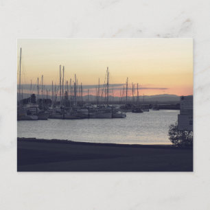 Scarborough harbor vid dusk, Queensland, Australie Vykort