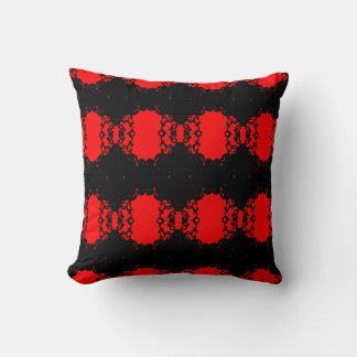 Scarlet Noir – Röd & Svart Ornamenterad Geometrisk Kudde