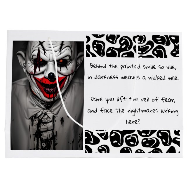 Scary Evil Smiling Clown & Quote (Baksidan)