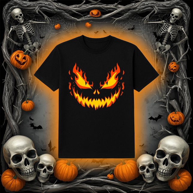 Scary Fiery Jack-O-Lantern Ansikte T Shirt (Skapare uppladdad)