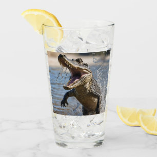 Scary Jaws: Australian Crocodile Leaping Glaskopp