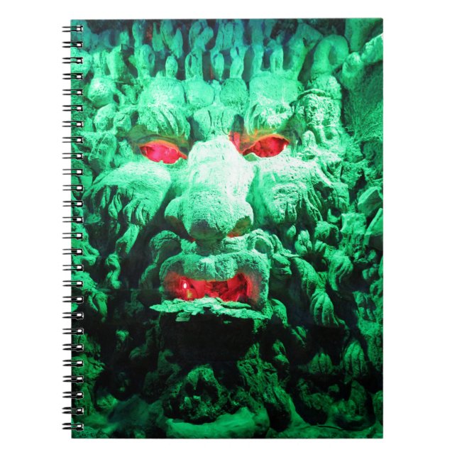 Scary Mask Ansikte i Sten Ansikte Anteckningsbok (Framsidan)