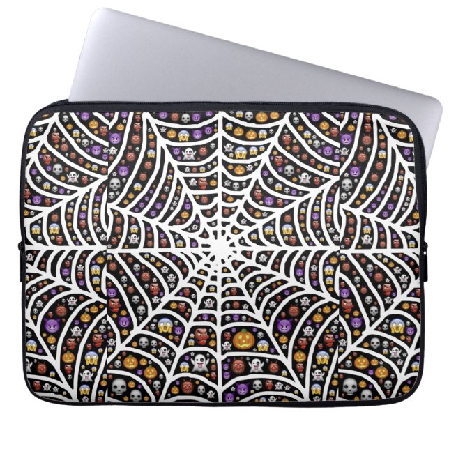 Scary Spooky Cobweb Collage Laptop Fodral (Framsidan)