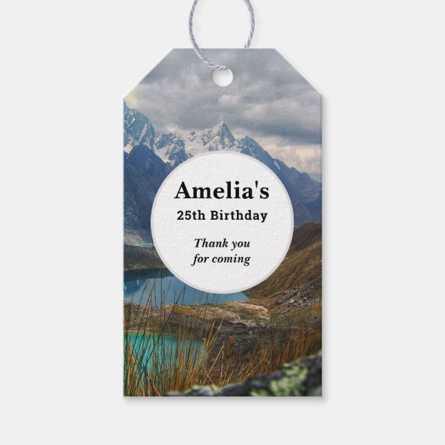 Scenära alprebergen Fotofödelsedag Tack Presentetikett (Framsidan)