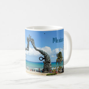 Scene of Playa del Carmen Statue Yucatan Mexico Kaffemugg