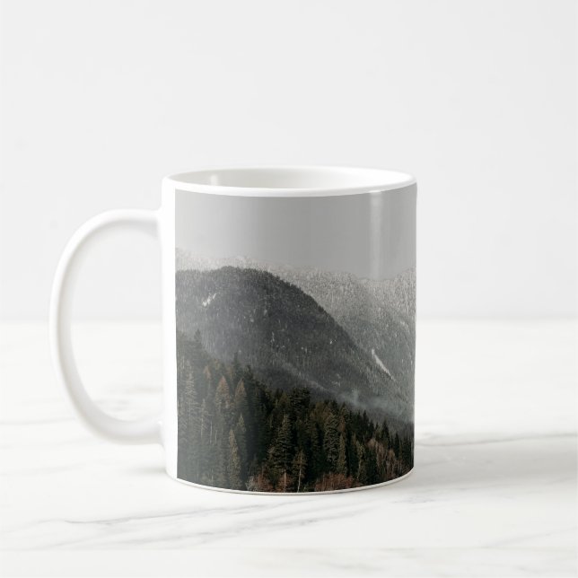 SCENERY OF TRÄD AND MOUNTAIN KAFFEMUGG (Vänster)