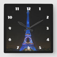 Scenia Eiffel Torn i natt