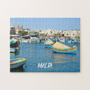 Sceniska Malta beskådar traditionella fartyg Pussel