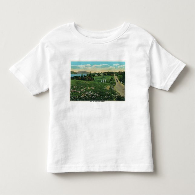 Sceniskt land beskådar, över backarna och långt t shirt (Framsida)