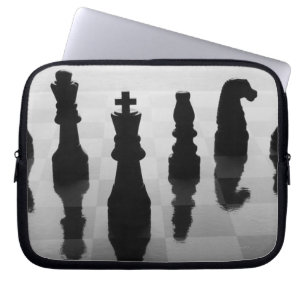 Schacket lappar på schack stiger ombord i laptop sleeve