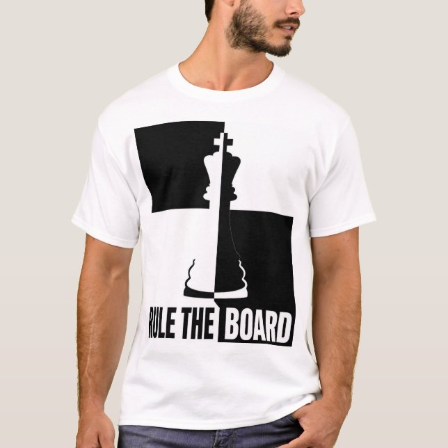 Schackkung Regerar Brädet T Shirt (Framsida)