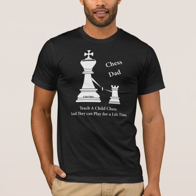 Schackpappan, undervisar ett barnschack, manar t-shirt (Framsida)