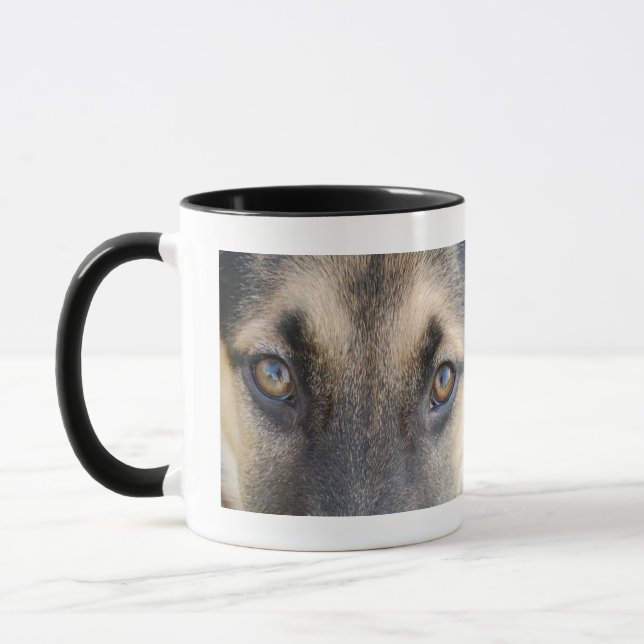 Schäferhund Mugg (Vänster)