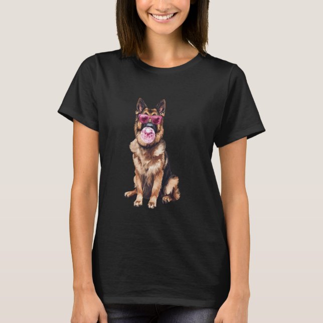 Schäferhund tuggar tummi t shirt (Framsida)