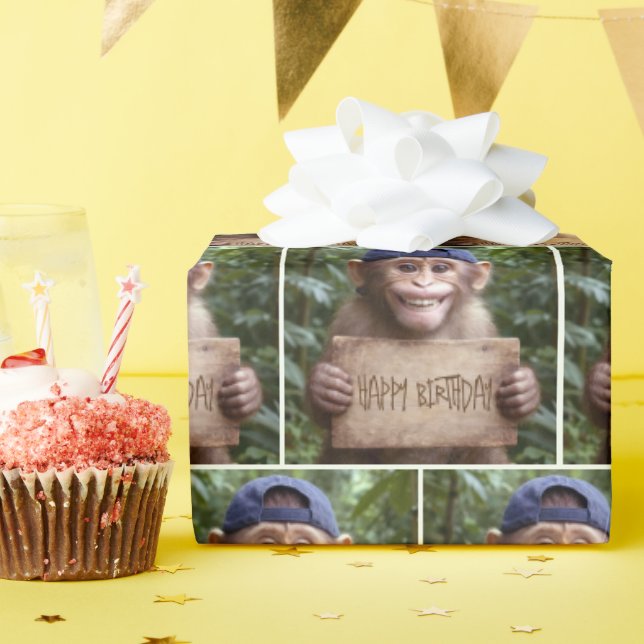 Schimpans med födelsedagsskylt presentpapper (Födelsedagsfest)